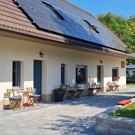 Couette-café Nona Bb *