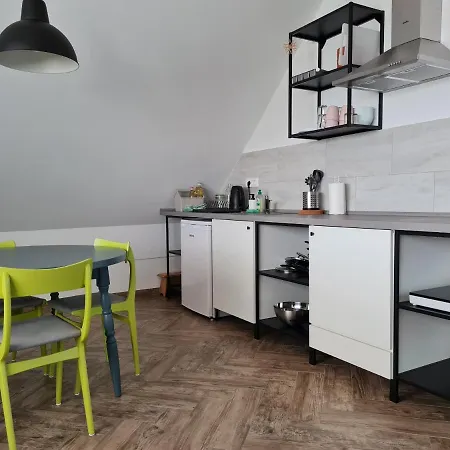 Nona Bb * Postojna