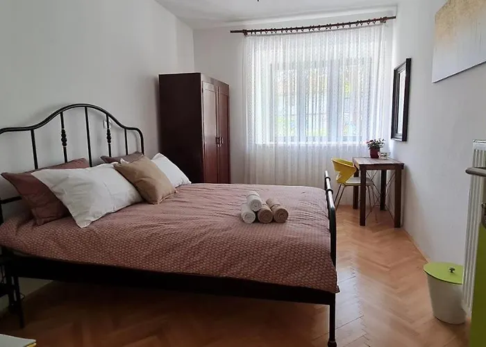 Bed and breakfast Nona Bb Postojna